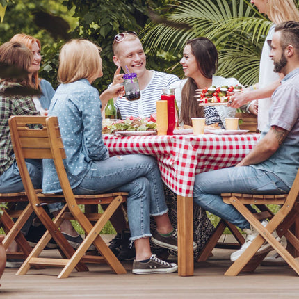 10 bunte Trinkgläser mit Deckeln