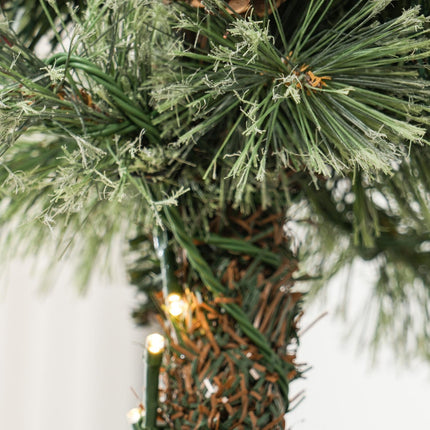 Weihnachtliche Metalllaterne mit LED-Lichterkette, Zapfen und Schleife
