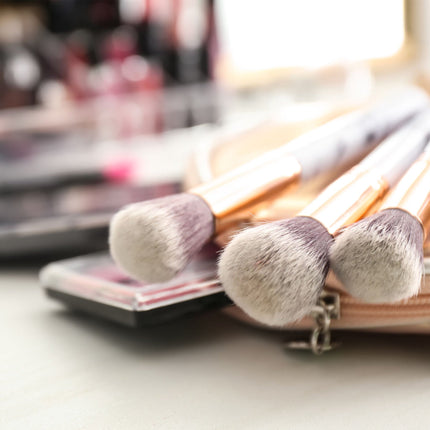 Make-up-Organizer mit 16 Fächern