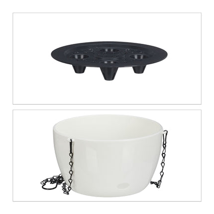 2 hanging baskets with water containers - L