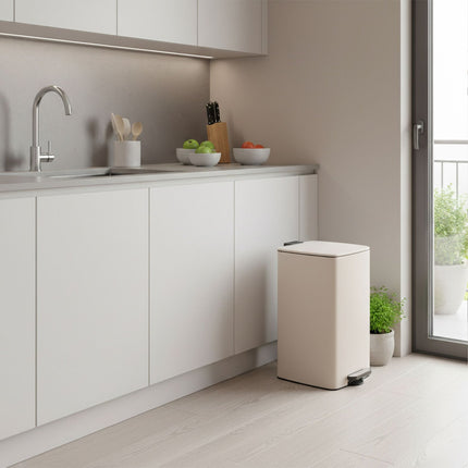 30L Küchen-Tretmülleimer mit Soft-Close-Deckel