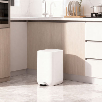 7L Square Pedal Bin, Plastic, Soft-Close Lid