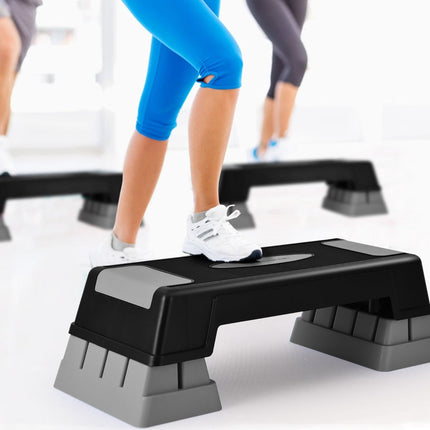 Verstellbarer Aerobic-Stepper, 3 Höhen, rutschfest, Grau