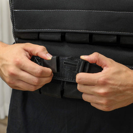 Adjustable 15 kg weight vest with reflective strips for fitness