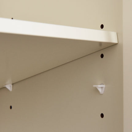 Antikes Holz-Highboard mit verstellbaren Einlegeböden