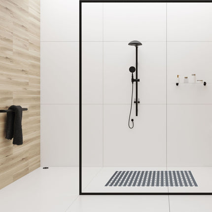 Anti-slip mat for shower and bathtub