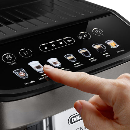 Automatický espresso kávovar s napěňovačem mléka, 7 druhů kávy