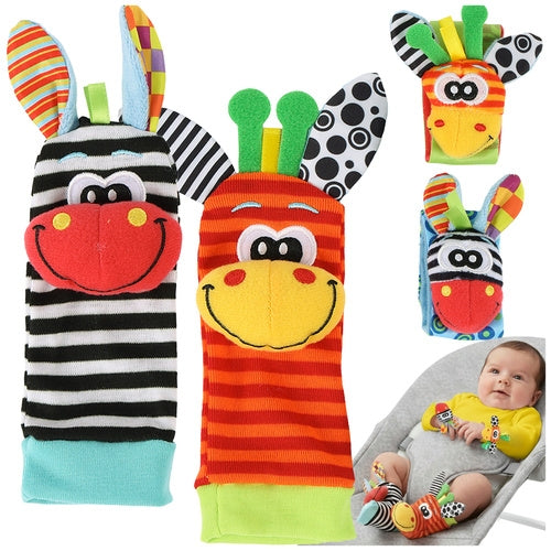 Baby-Rassel-Set, 4-teilig, Handgelenkband & Socken