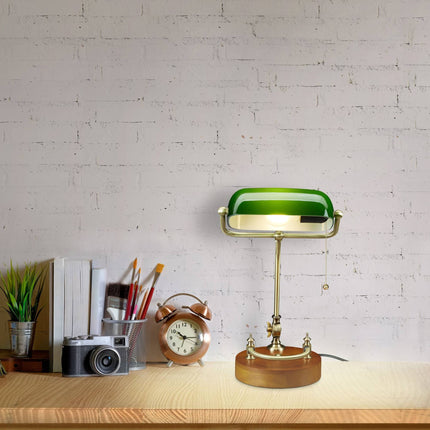 Banker lamp with pull switch
