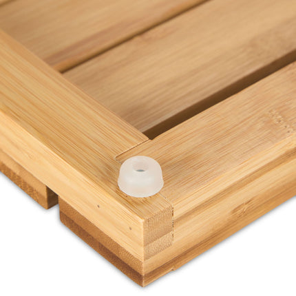 Bath mat in bamboo