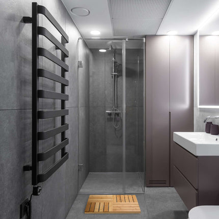 Bath mat in bamboo