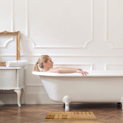 Bath mat in bamboo