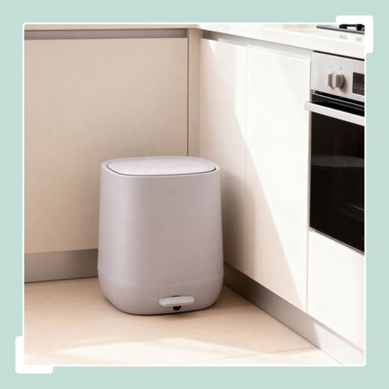 Bathroom Bin 5L, Soft-Close, Foot Pedal