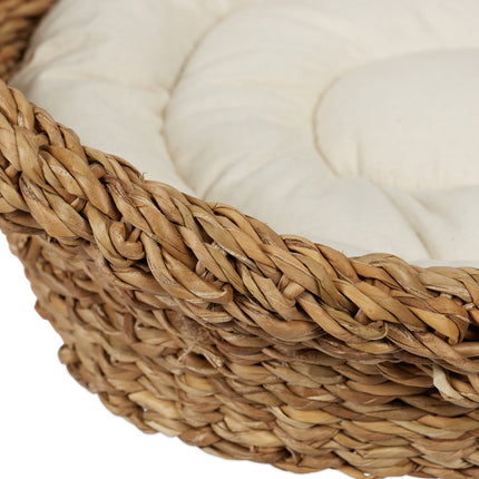 Bed for dogs and cats