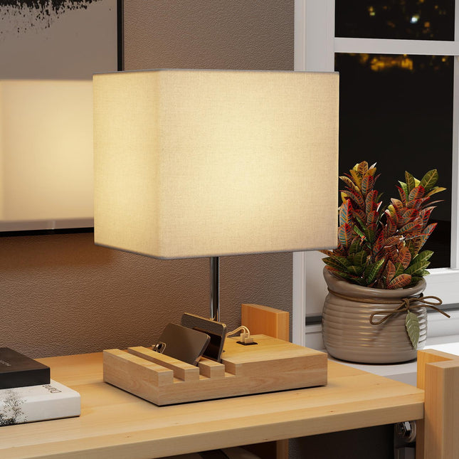 Nachttischlampe mit USB-Anschlüssen, Holz und Stoff, Weiß