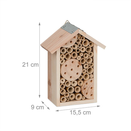 Bienenhotel mit Bambusröhren