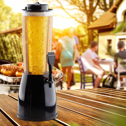 Biersäule mit 20 Bierkrügen