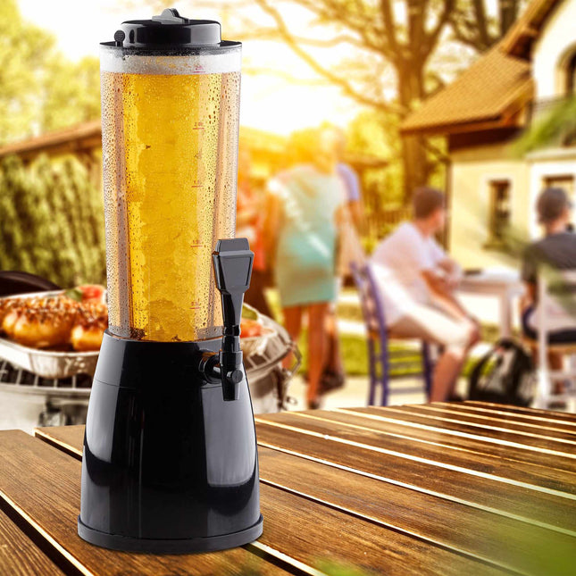 Biersäule mit 20 Bierkrügen