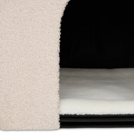 Niche à chat beige avec surface à gratter
