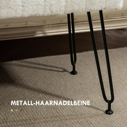 Gepolsterte cremefarbene Bank mit Metallbeinen, Kunstfell-Optik