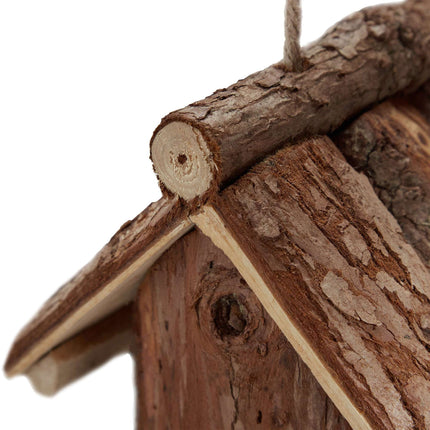 Écorce de mangeoire à oiseaux