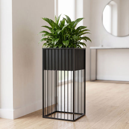 Black Iron Plant Stand, 61 cm – Modern Lattice Design