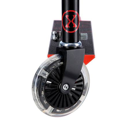 Schwarz-Roter Roller, 120 l, Robustes Design