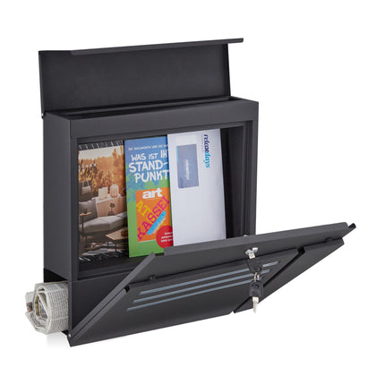 Schwarzer Briefkasten mit Zeitungsfach