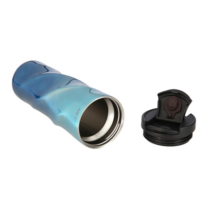 Blaue Thermotasse, 22 oz, isoliert