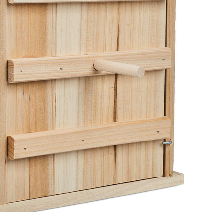 Building kit for nest box for owl