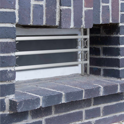 Burglary protection with extendable window grill