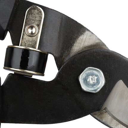 Bypass pruning shears in black