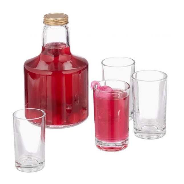 Karaffe mit Glas