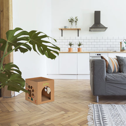 Maison pour chat en carton avec griffoir