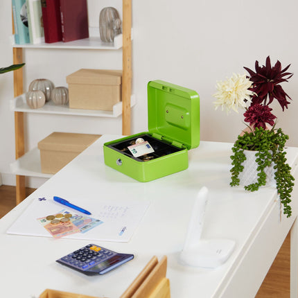 Cash drawer with coin counter