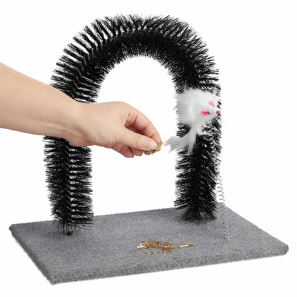 Katzenbürstenbogen mit Spielzeugmaus