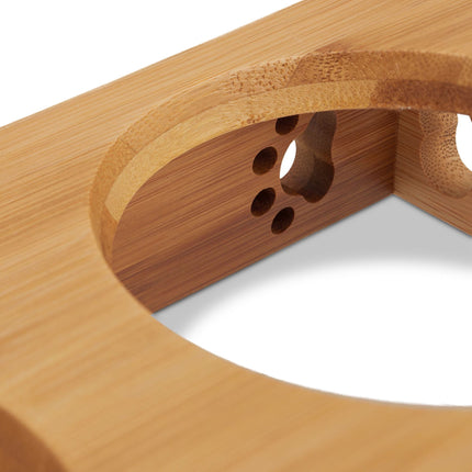 Ceramic bowl stand in bamboo