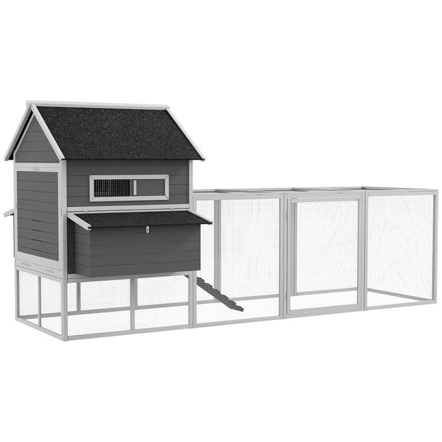 Chicken house with nest box and run for 8–10 chickens