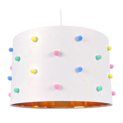 Kinderzimmerlampe mit bunten Pompons
