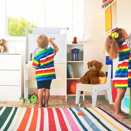 Planche pour enfants avec compartiment et chaise