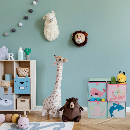 Children's shelf with drawers