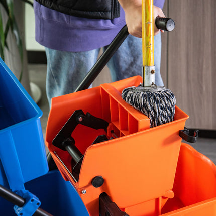 Professioneller Reinigungswagen mit Klauenpresse und Doppeleimern