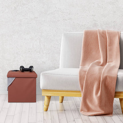 Clothes hanger in satin