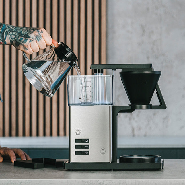 Kaffeemaschine mit Edelstahl-Finish, 10 Tassen Fassungsvermögen