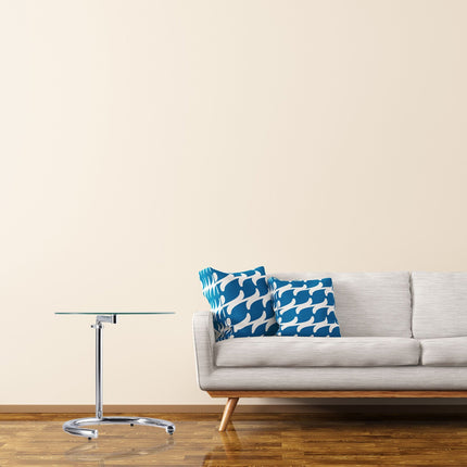 Coffee table adjustable in height