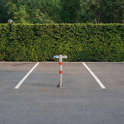 Poteau de barrière pliable