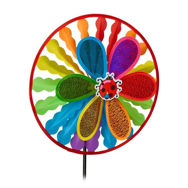 Buntes Windrad zur Vogelabwehr