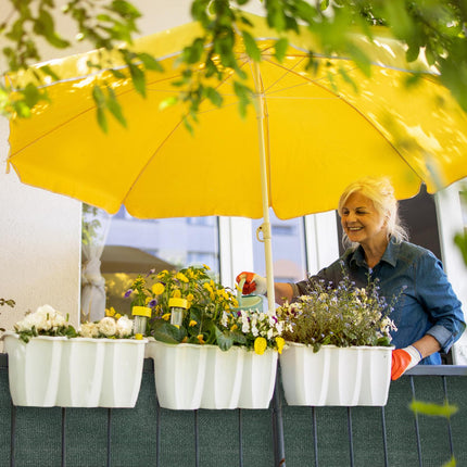 Dunkelgrüner Gartenschirm 1,8 m hoch