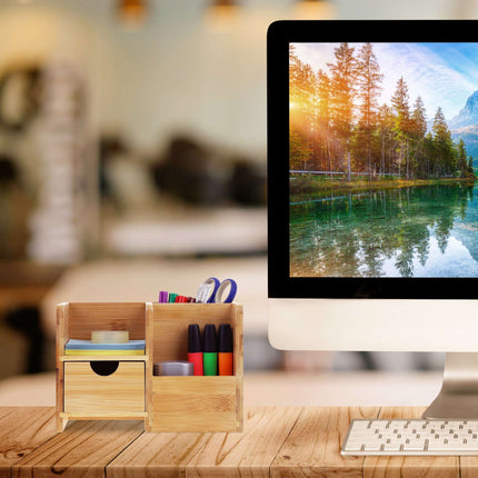 Organisation de bureau en bambou