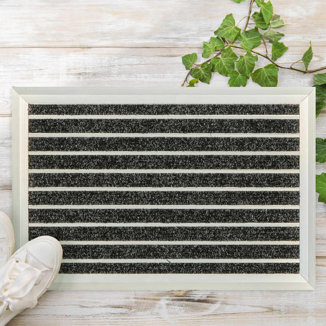 Fußmatte in Aluminium schwarz